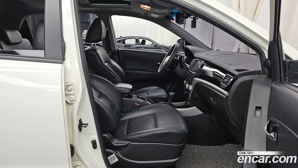 KG_Mobility_Ssangyong KORANDO 2013