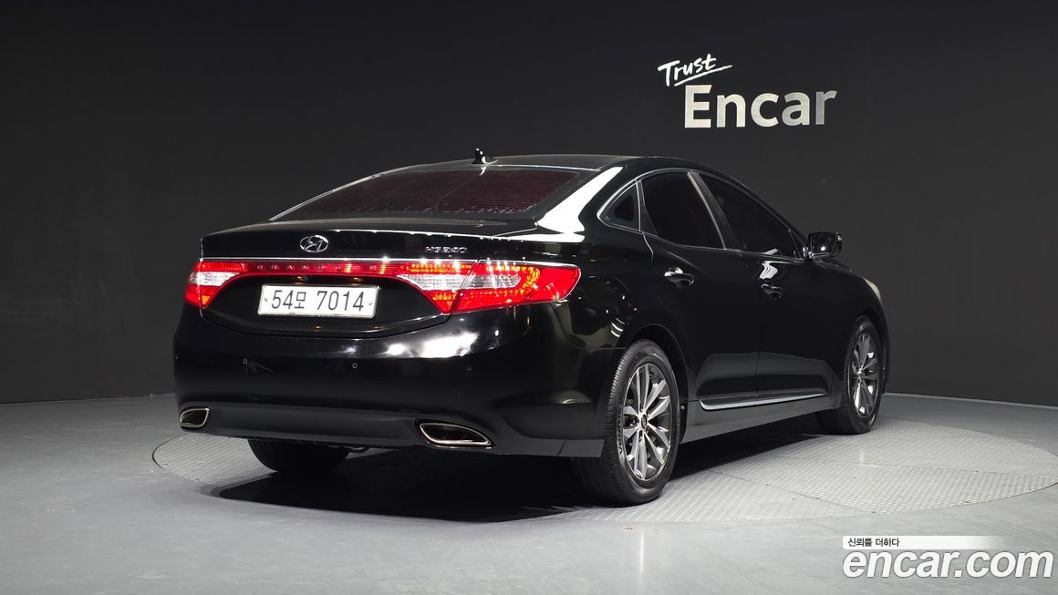 Hyundai Grandeur 2011