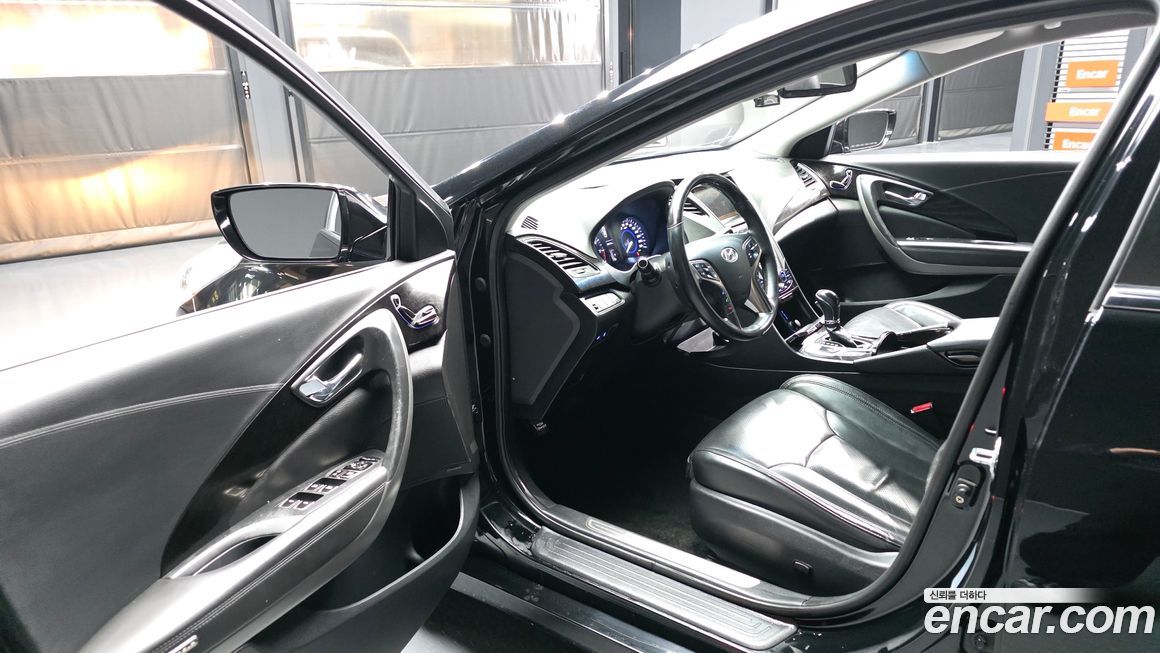 Hyundai Grandeur 2011