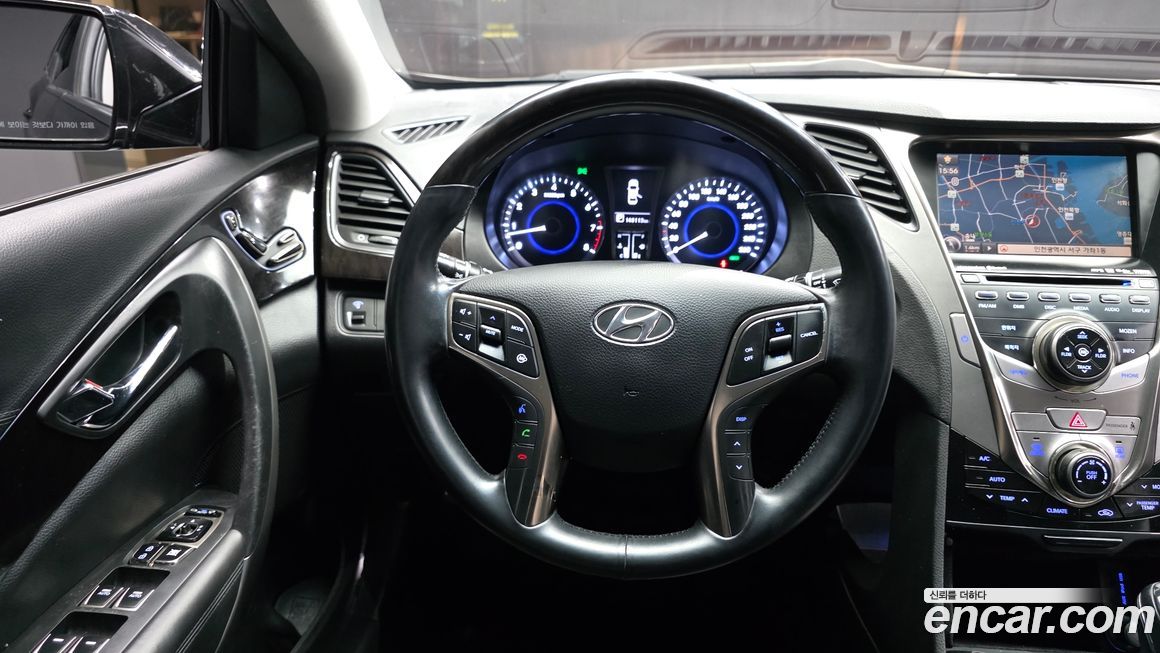 Hyundai Grandeur 2011