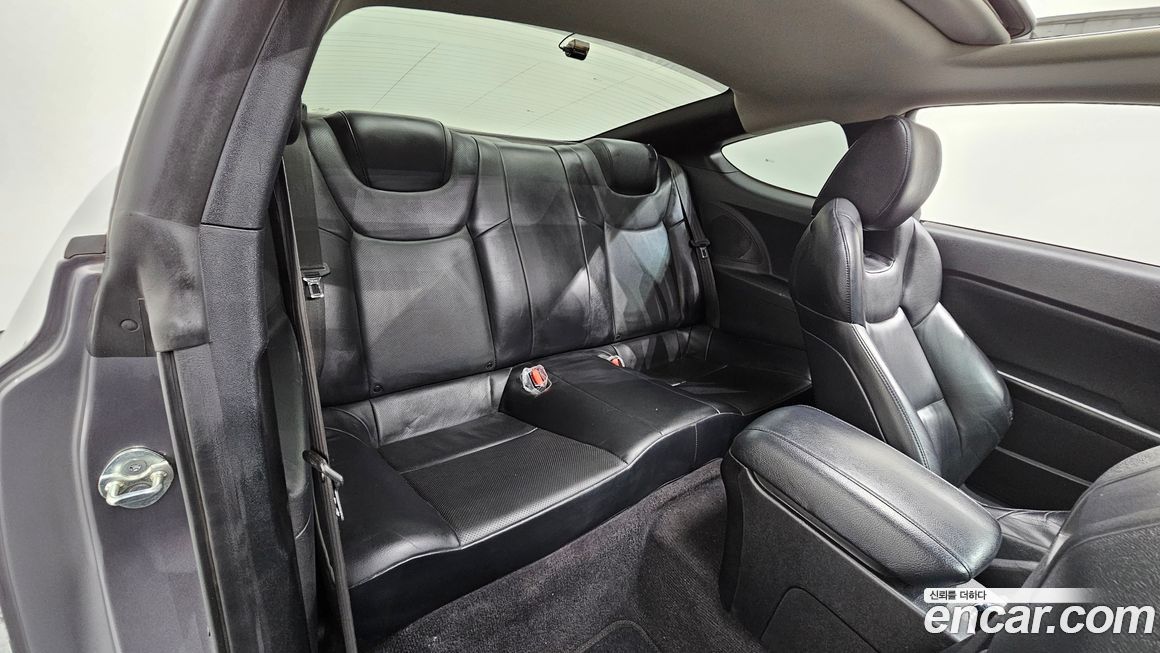 Hyundai Genesis 2010