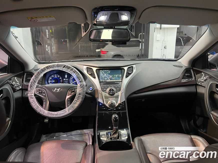 Hyundai Grandeur 2011