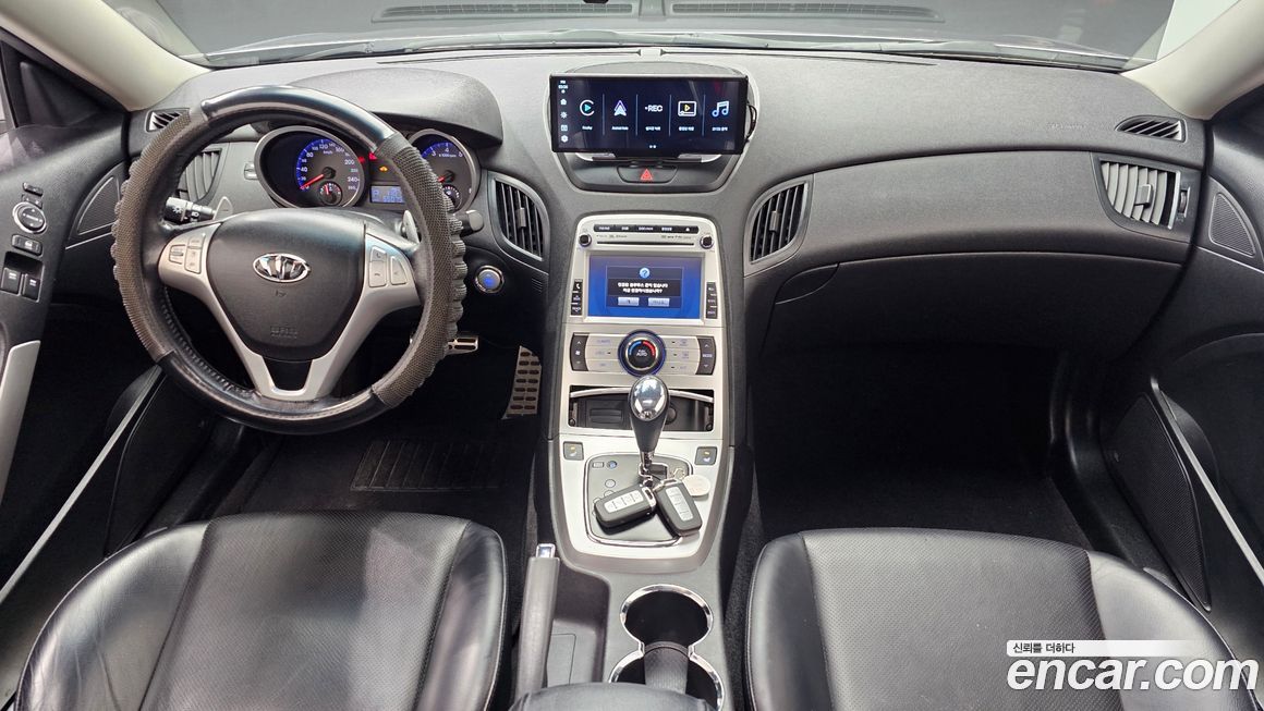 Hyundai Genesis 2010