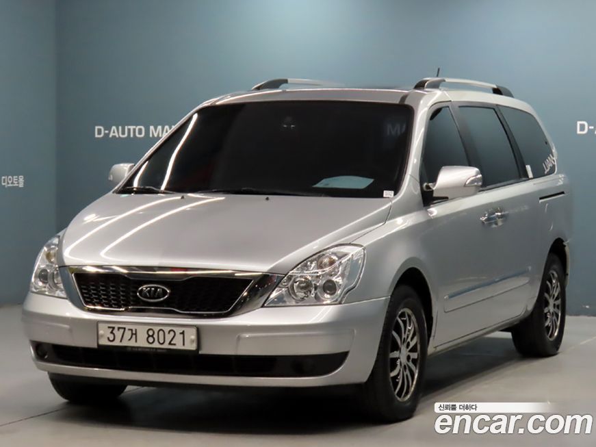 Kia Canival 2011