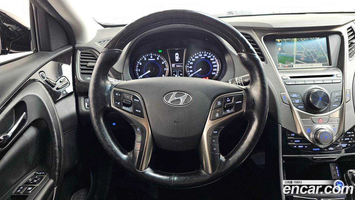 Hyundai Grandeur 2011