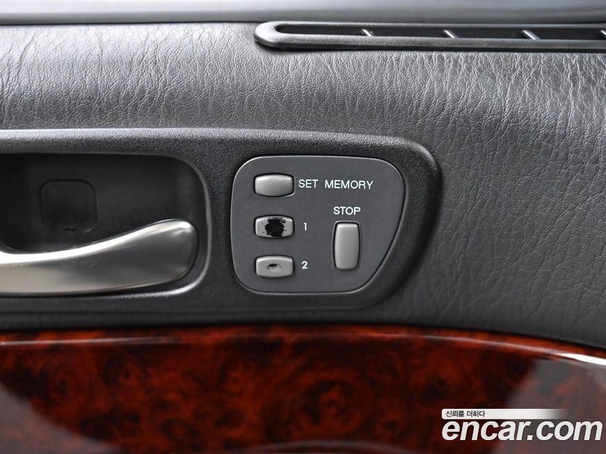 Hyundai Dynasty 2002