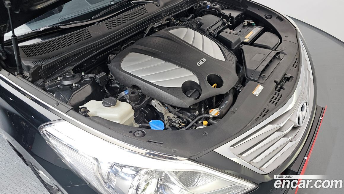 Hyundai Grandeur 2011