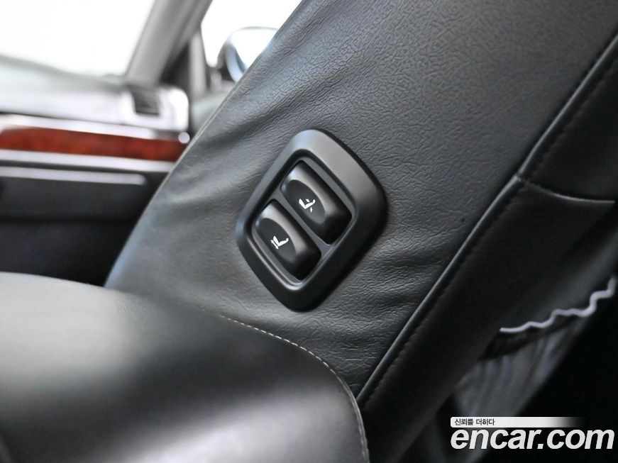 Hyundai Dynasty 2002