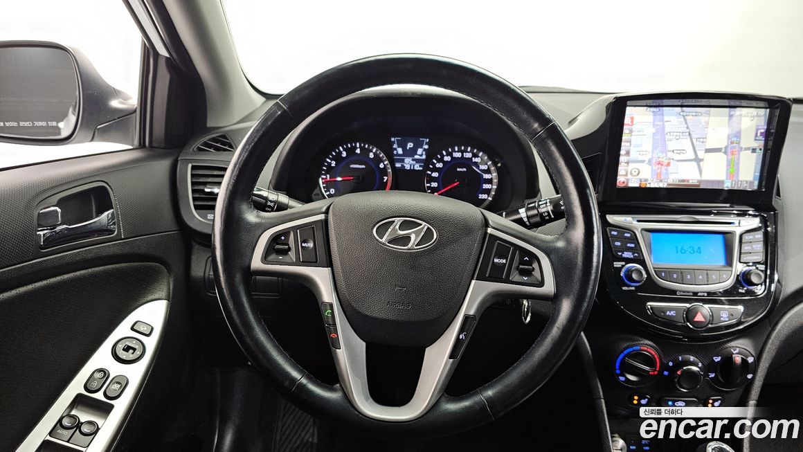 Hyundai Accent 2014
