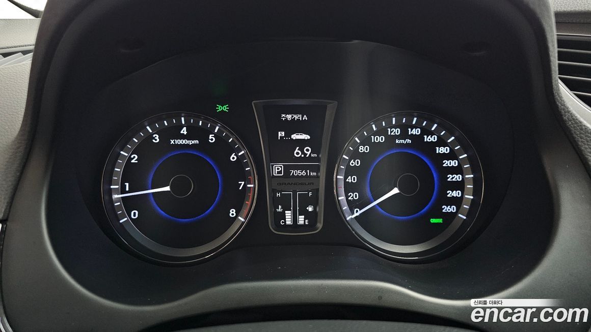 Hyundai Grandeur 2011