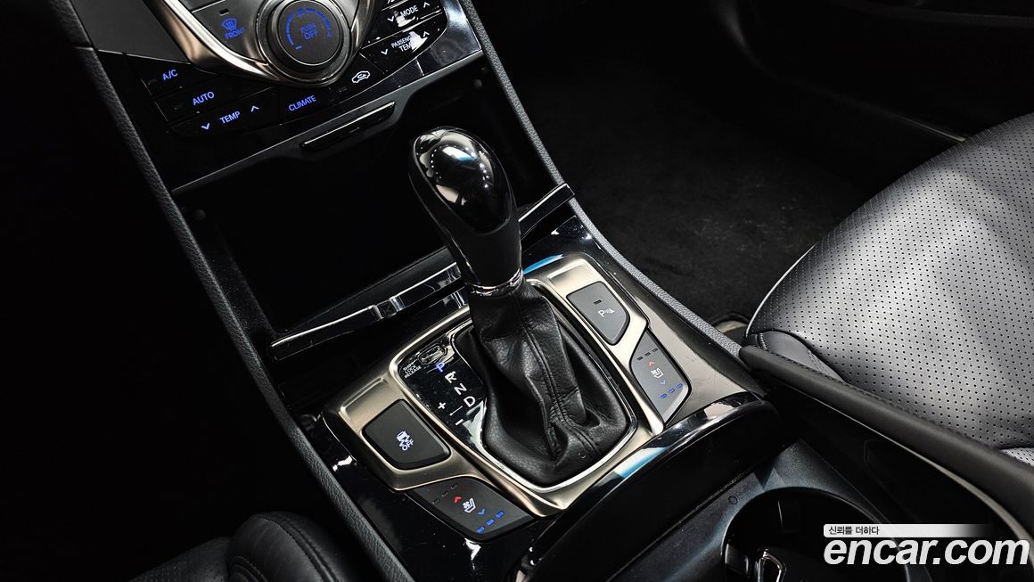 Hyundai Grandeur 2011