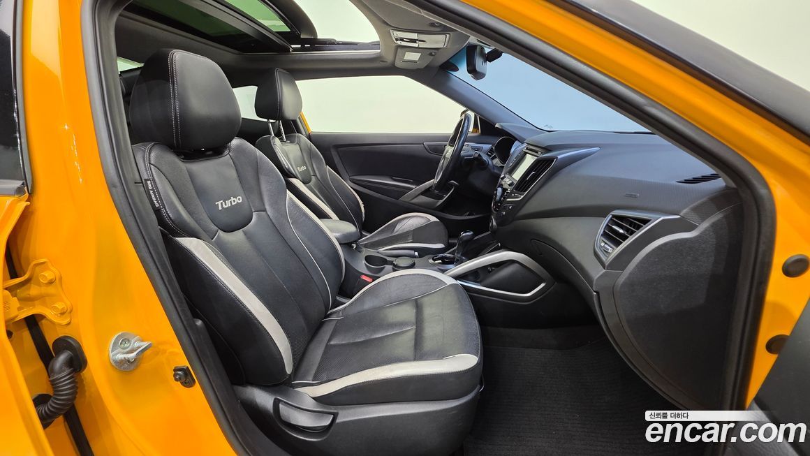 Hyundai Veloster 2014