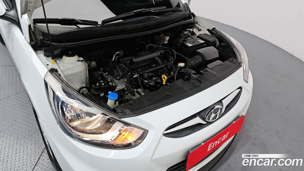 Hyundai Accent 2014