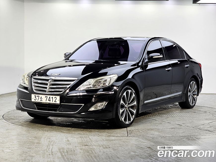 Hyundai Genesis 2012