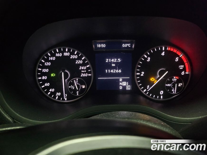 Mercedes-Benz B-Class 2012