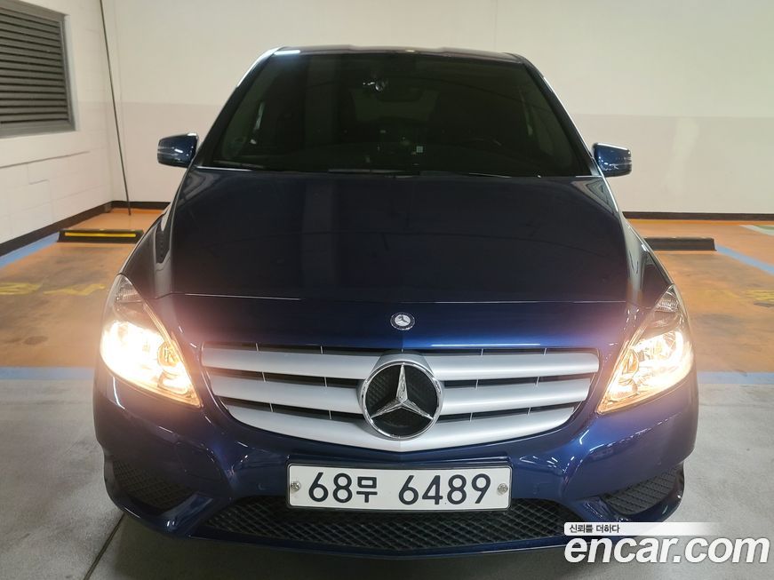 Mercedes-Benz B-Class 2012