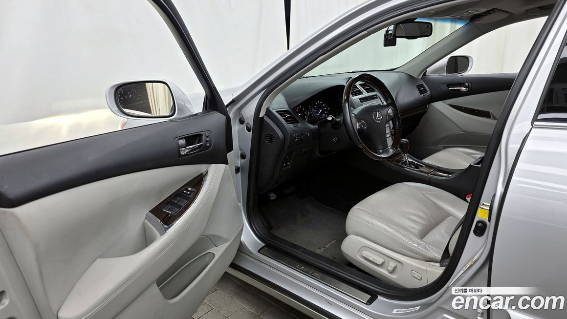 Lexus ES 2011