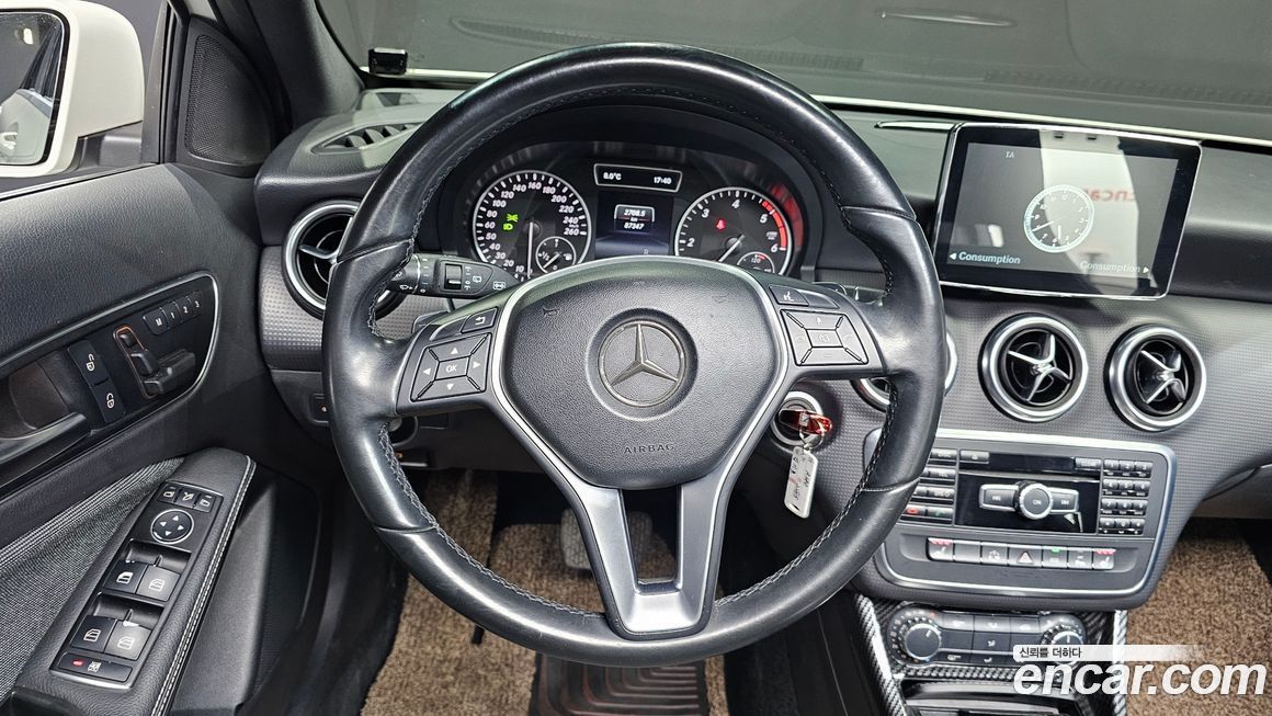 Mercedes-Benz A-Class 2015