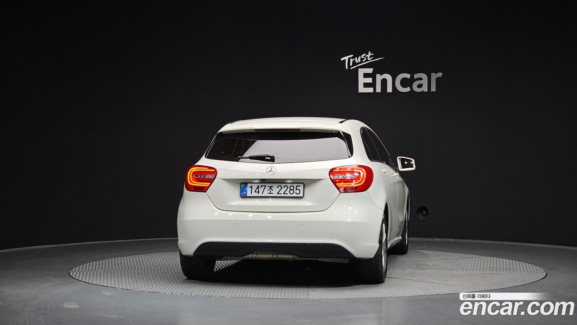 Mercedes-Benz A-Class 2015