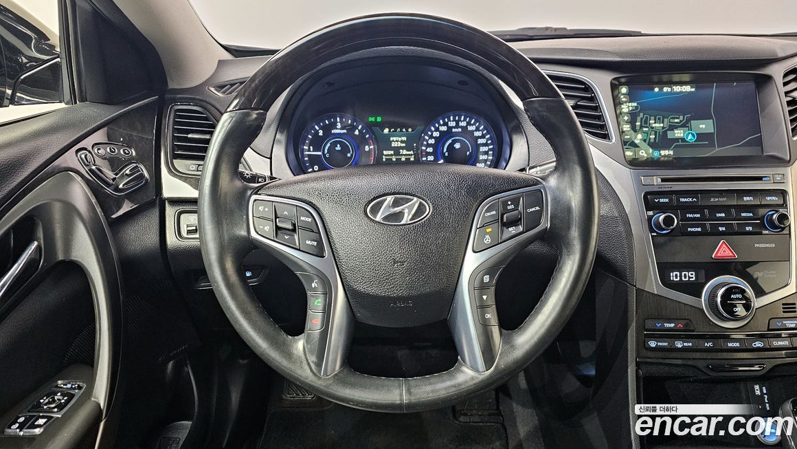 Hyundai Grandeur 2016