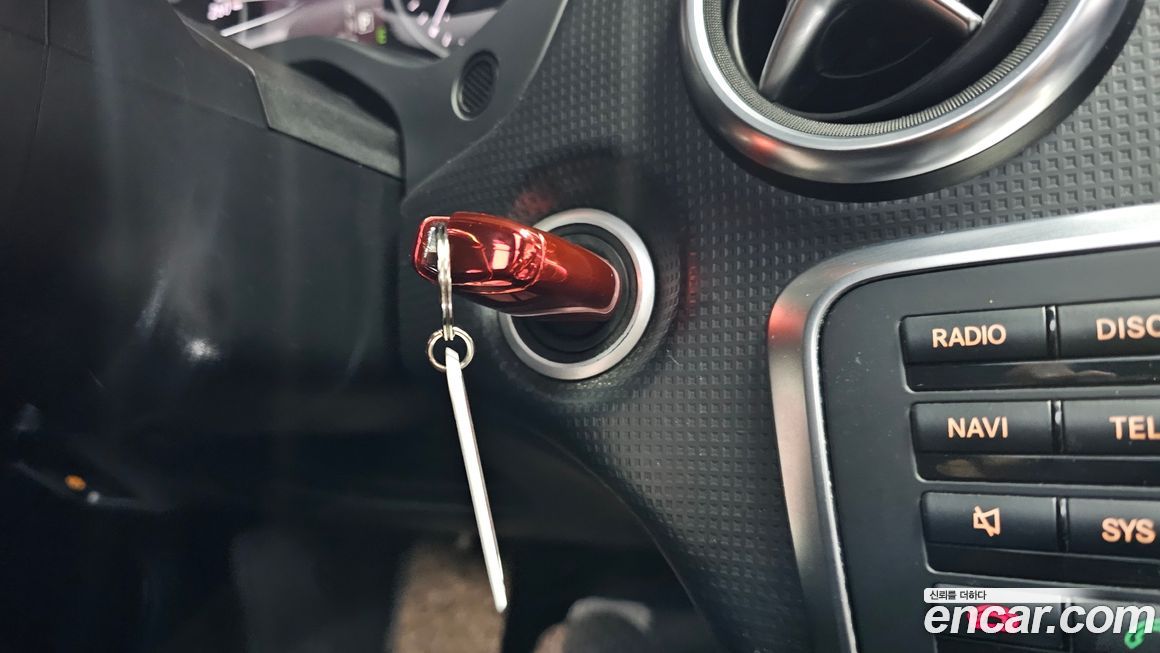 Mercedes-Benz A-Class 2015