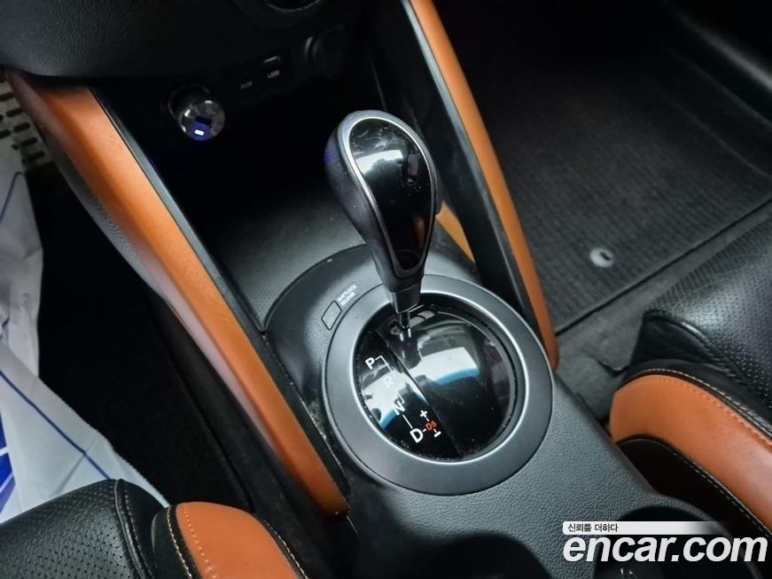 Hyundai Veloster 2016