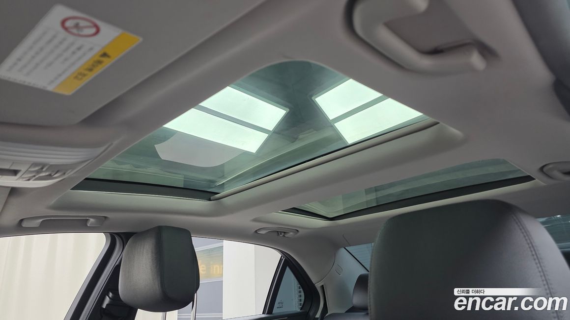 Mercedes-Benz E-Class 2012