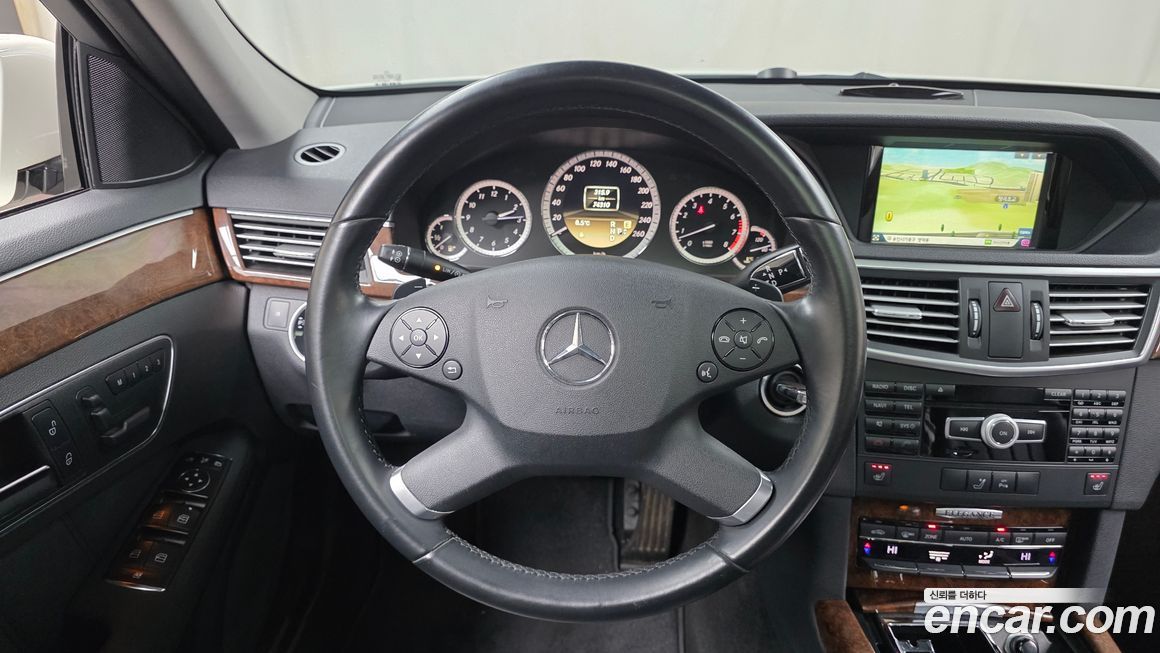 Mercedes-Benz E-Class 2012
