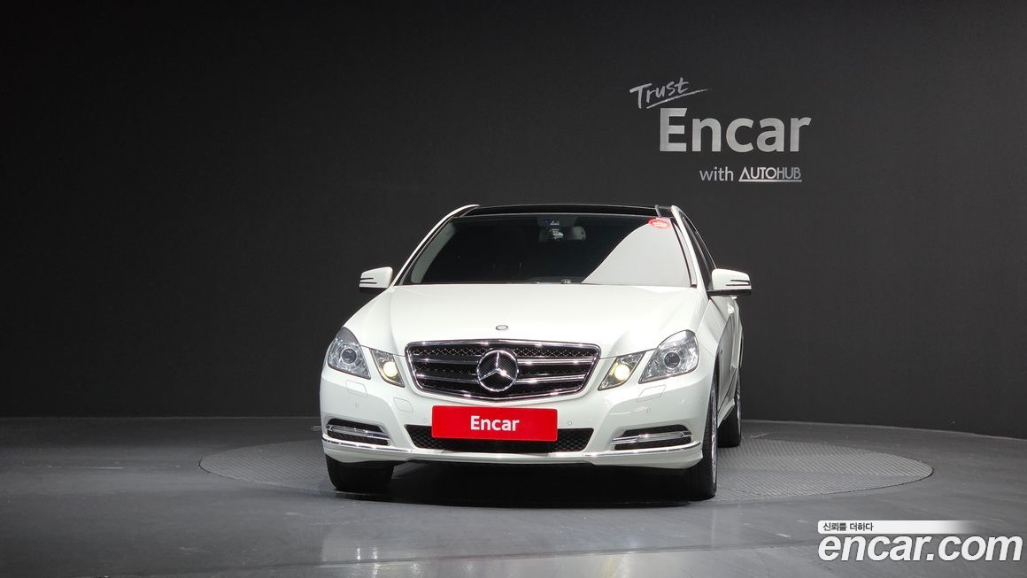 Mercedes-Benz E-Class 2012