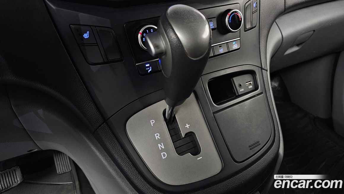 Hyundai Starex 2018