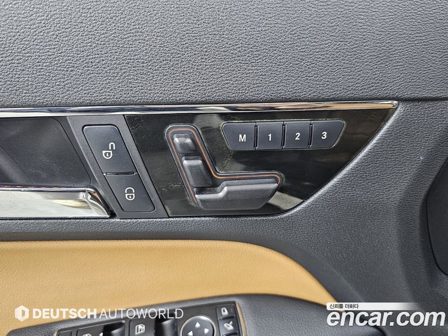 Mercedes-Benz E-Class 2012