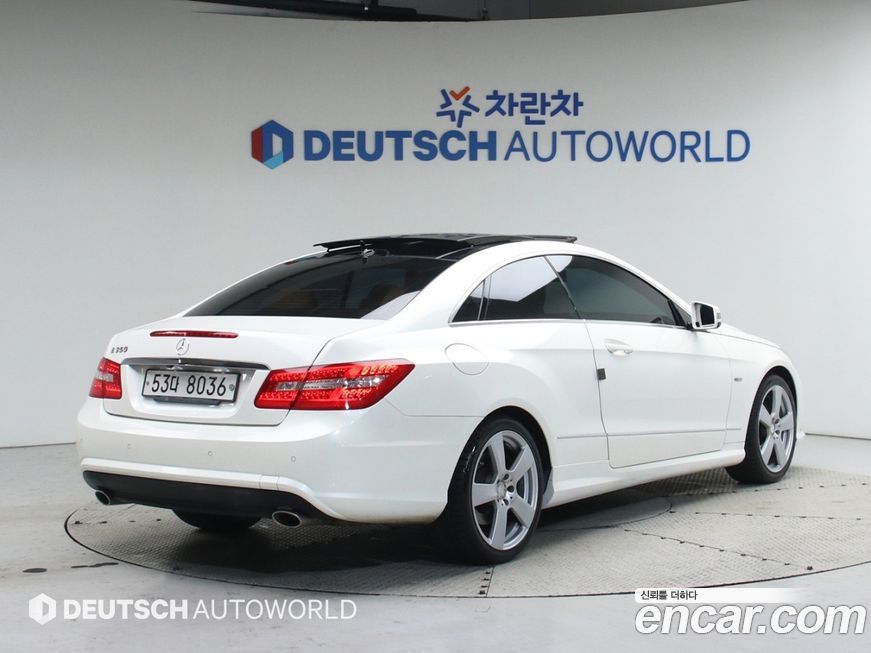 Mercedes-Benz E-Class 2012