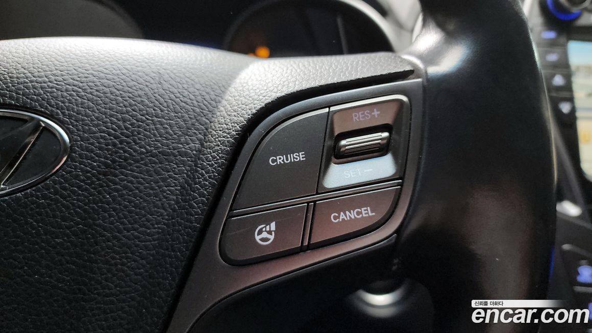 Hyundai Santafe 2015