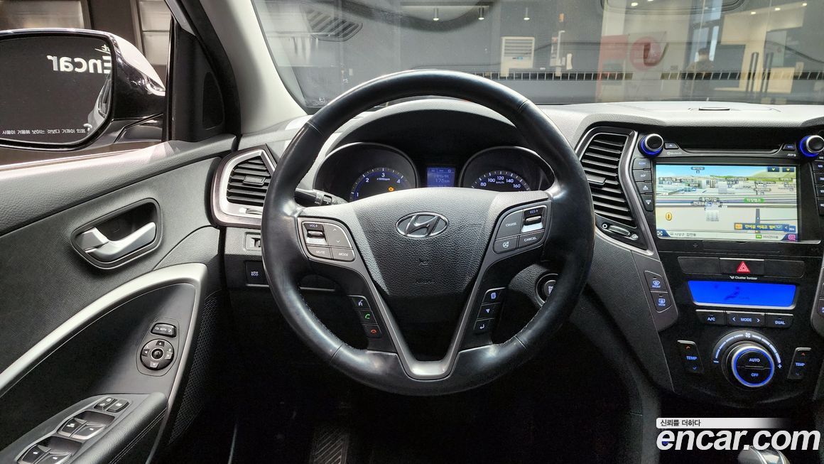 Hyundai Santafe 2015