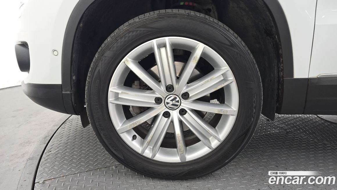 Volkswagen Tiguan 2015