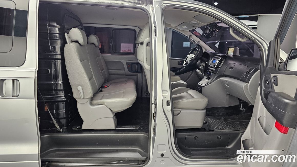 Hyundai Starex 2018