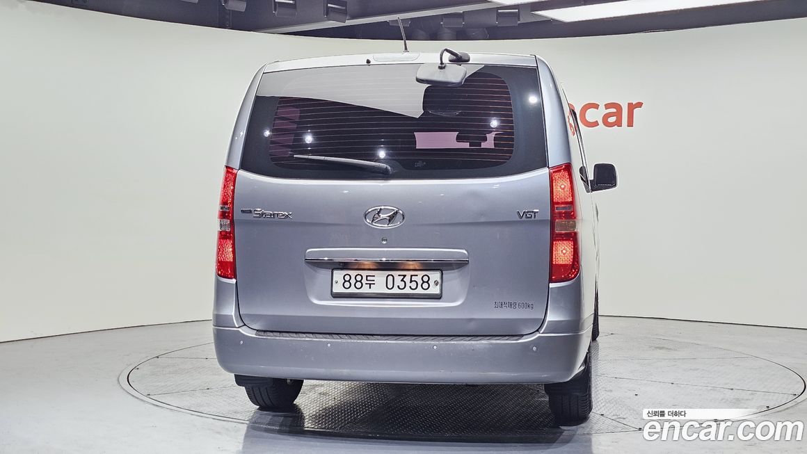Hyundai Starex 2018