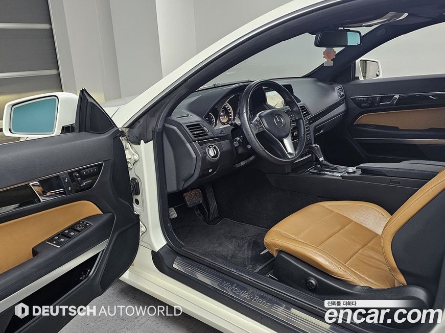 Mercedes-Benz E-Class 2012