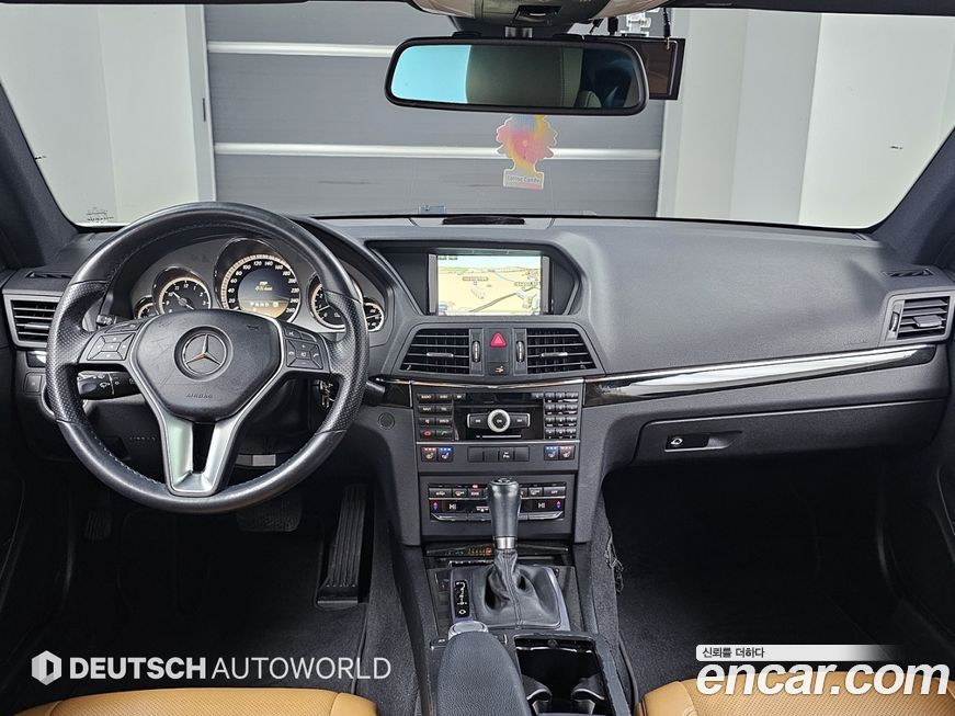 Mercedes-Benz E-Class 2012