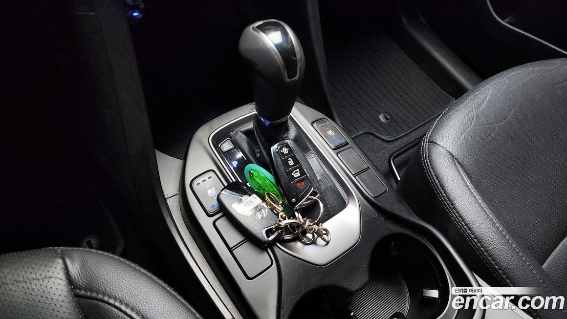 Hyundai Santafe 2015