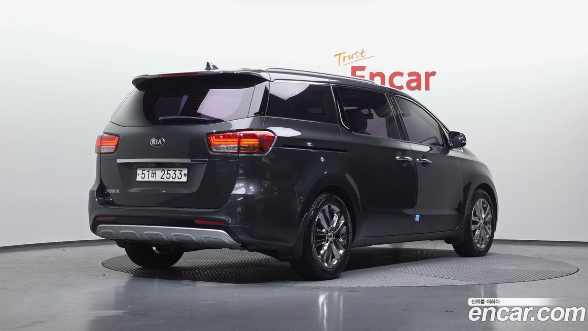 Kia Canival 2016