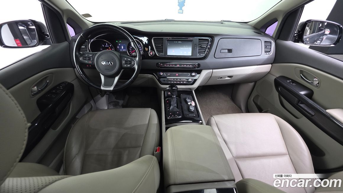 Kia Canival 2016