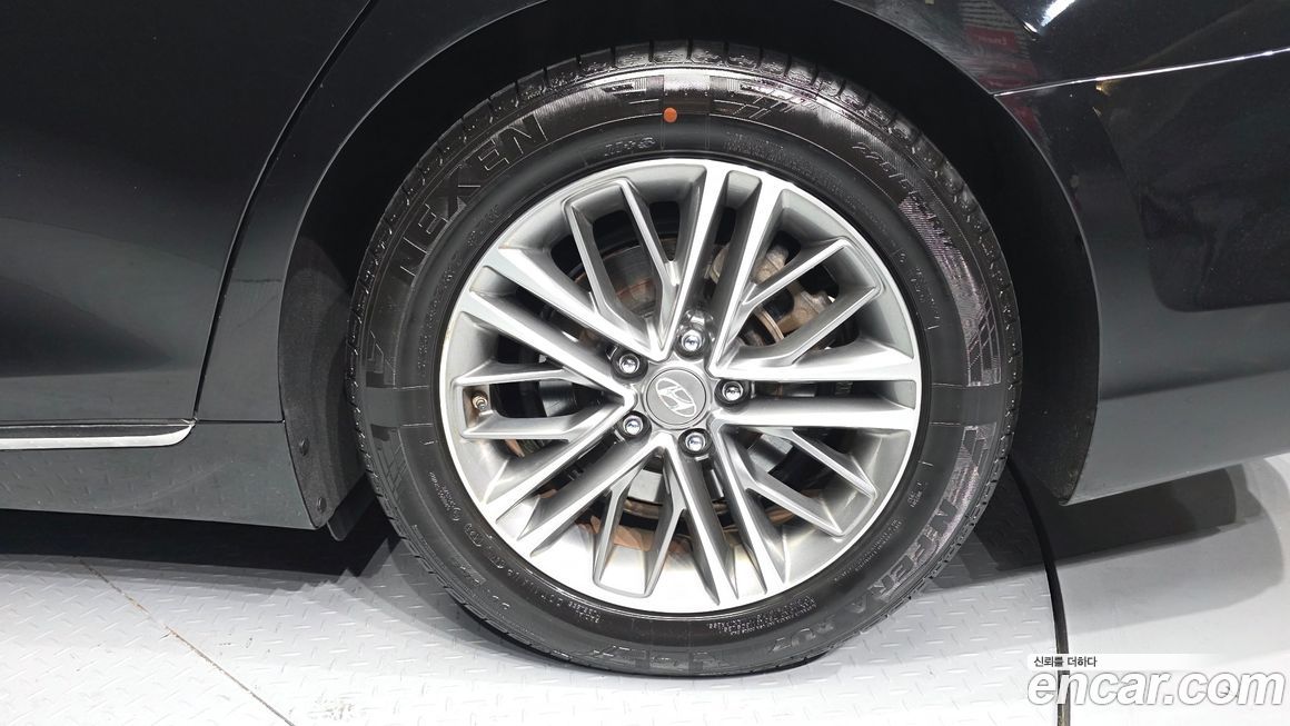 Hyundai Grandeur 2017