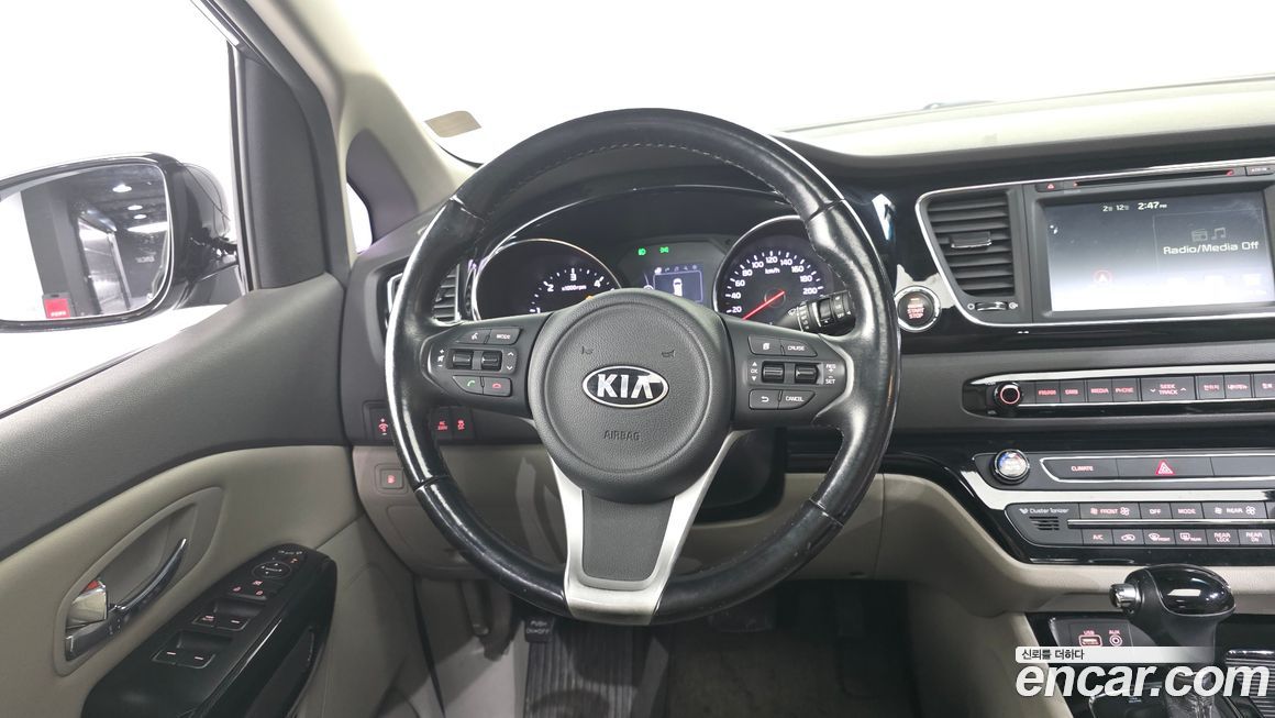 Kia Canival 2016