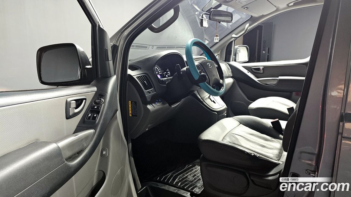 Hyundai Starex 2018