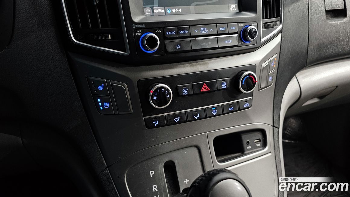 Hyundai Starex 2018