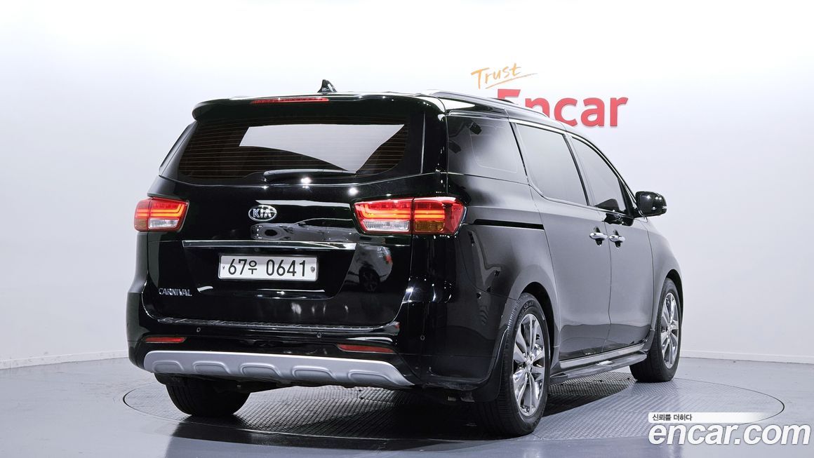 Kia Canival 2016