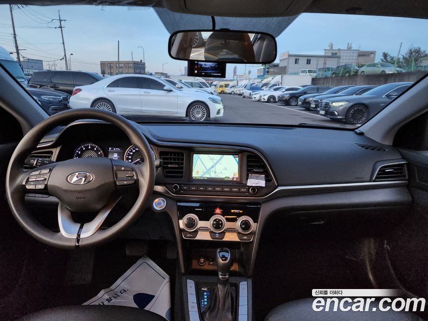 Hyundai AVANTE 2019