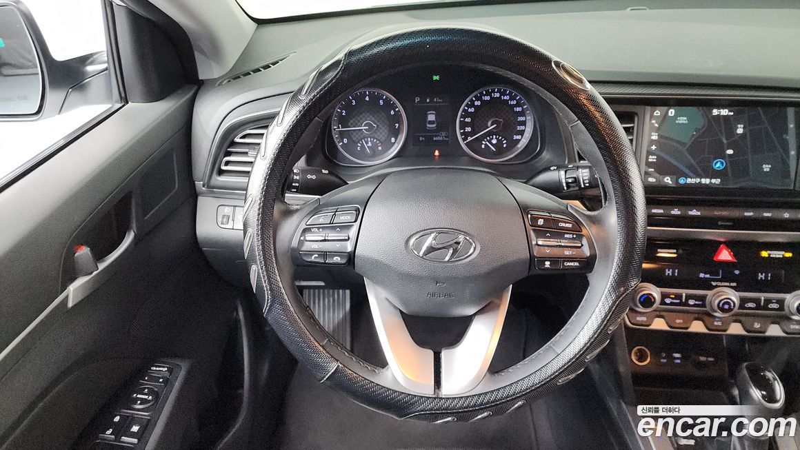 Hyundai AVANTE 2019