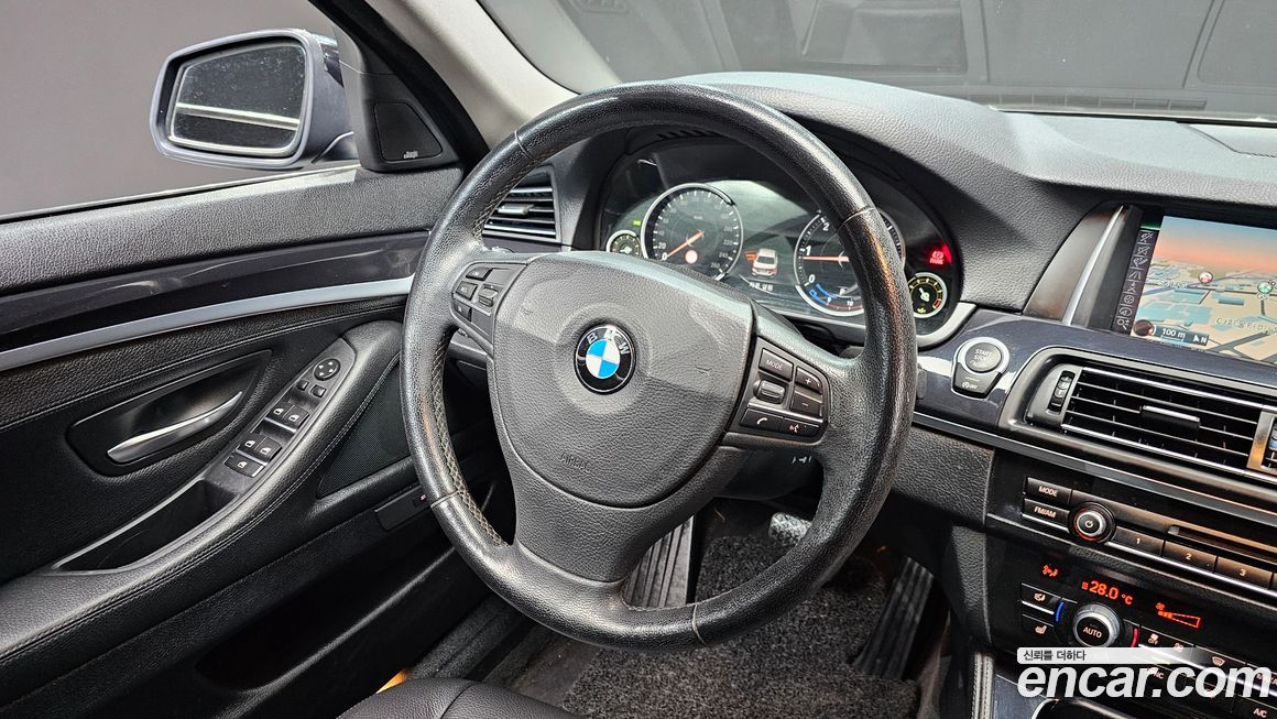 BMW 5-Series 2015